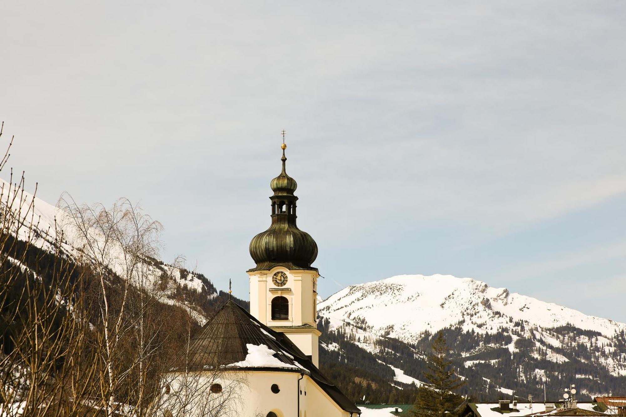Kaeserstube Ferienwohnungen Tannheim Ruang foto